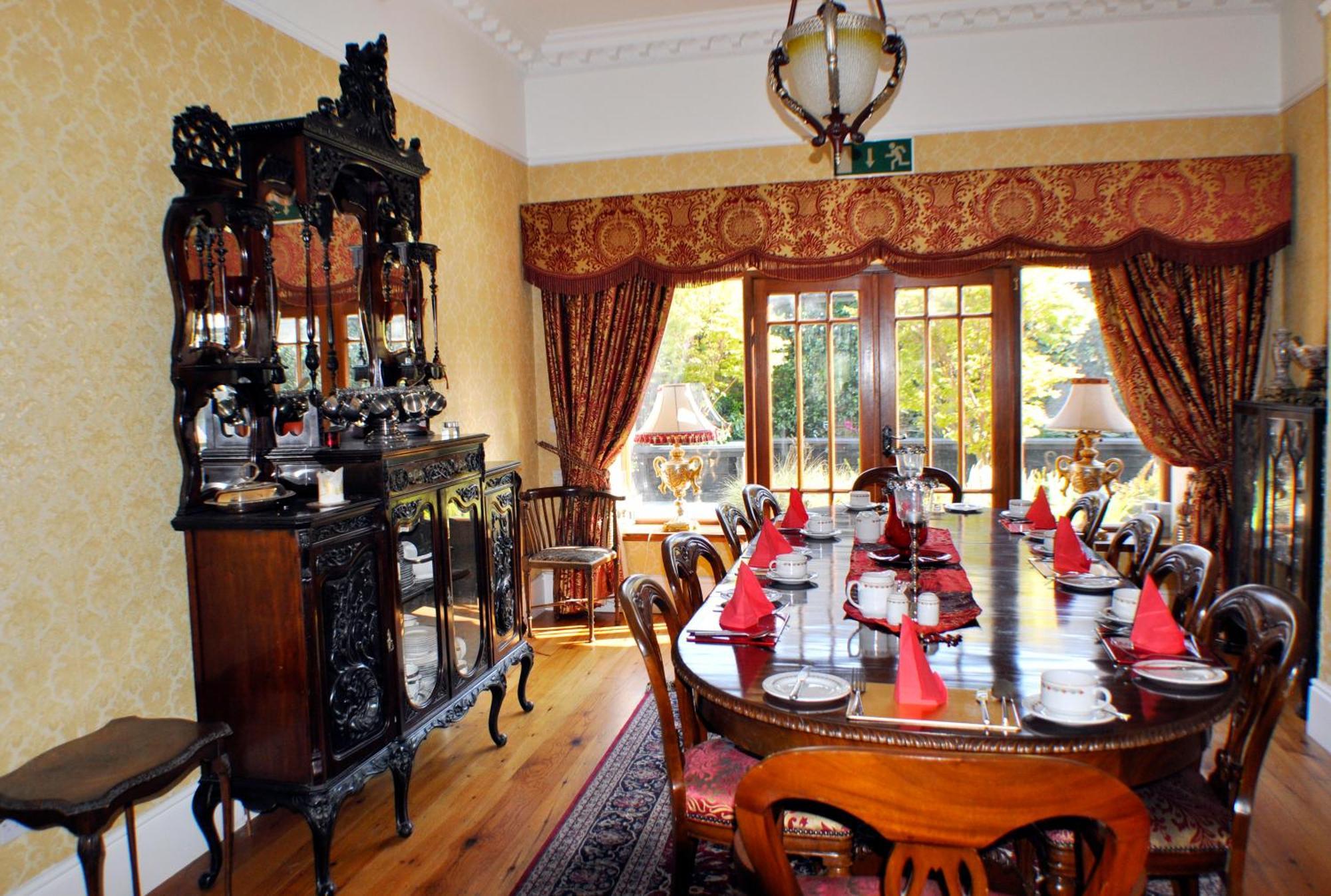 Highfield House Guesthouse ทริม ภายนอก รูปภาพ
